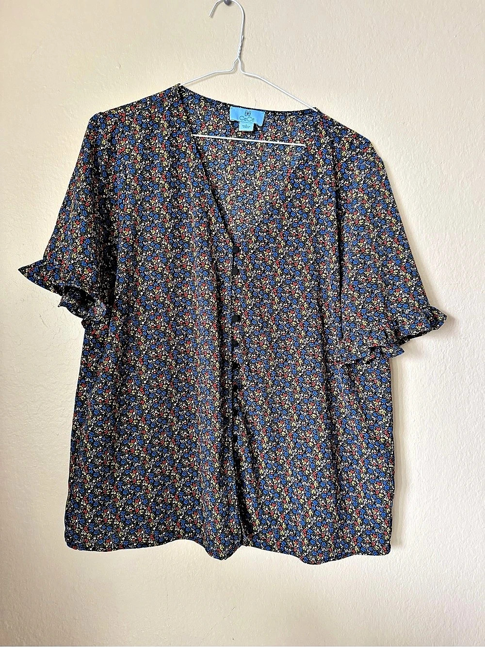 CeCe Floral Ruffle Sleeve